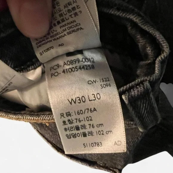 Levi's Premium 70s High-Flare Women’s Jeans in color Just a Hint 30x30 - Picture 10 of 13